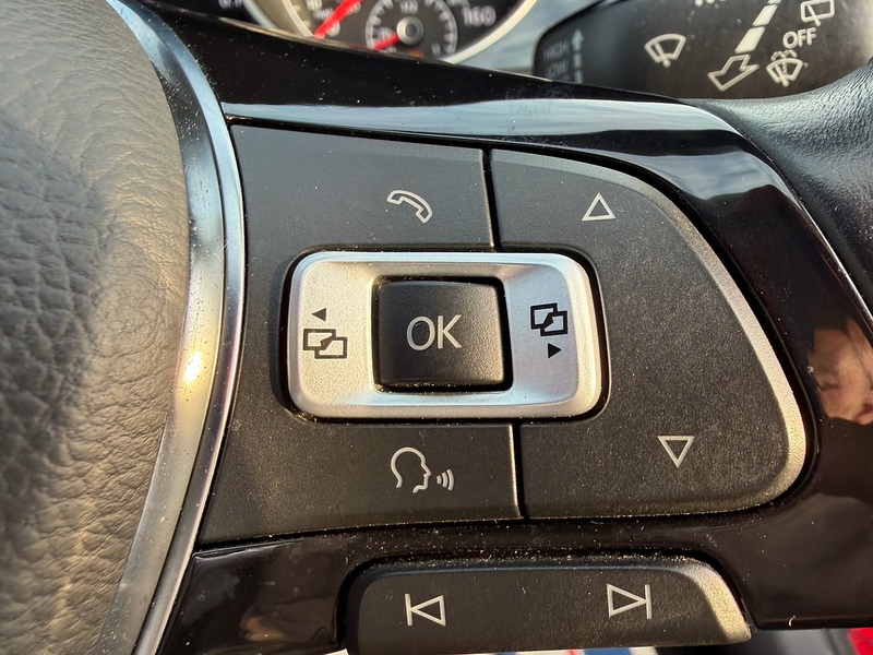 Volkswagen Golf Golf GT Edition Hatchback 1 Manual Petrol - U10003903