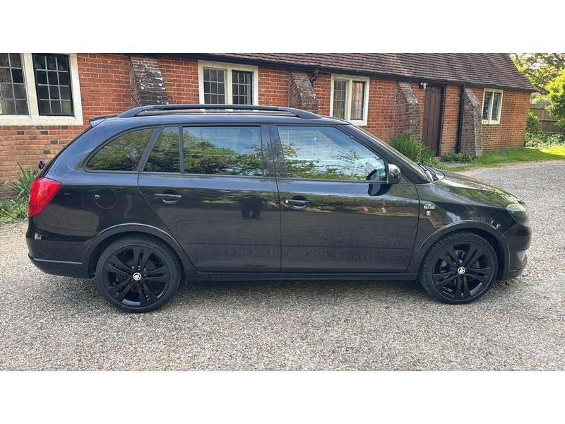 Skoda Fabia 1.6 TDI Monte Carlo Estate 5dr Diesel Manual Euro 5 (105 ps) - U10003904