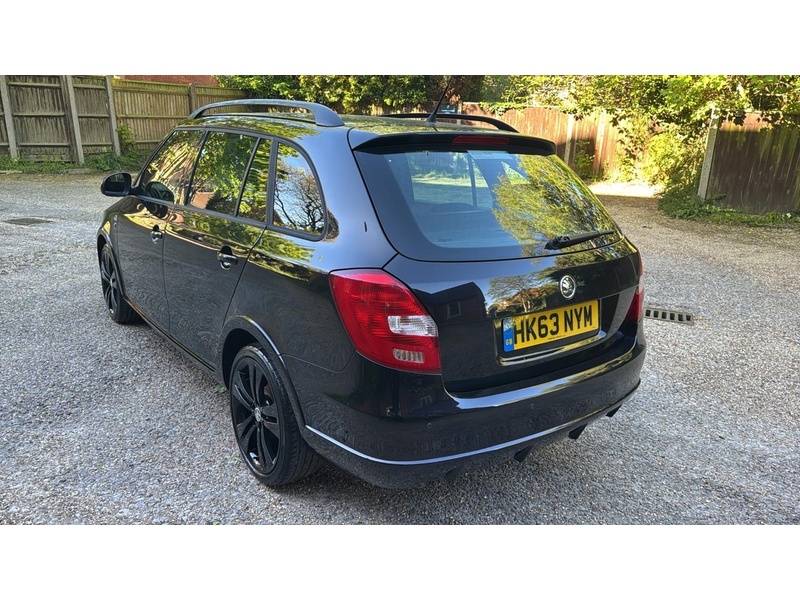 Skoda Fabia 1.6 TDI Monte Carlo Estate 5dr Diesel Manual Euro 5 (105 ps) - U10003904