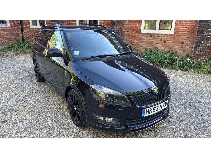 Skoda Fabia 1.6 TDI Monte Carlo Estate 5dr Diesel Manual Euro 5 (105 ps) - U10003904
