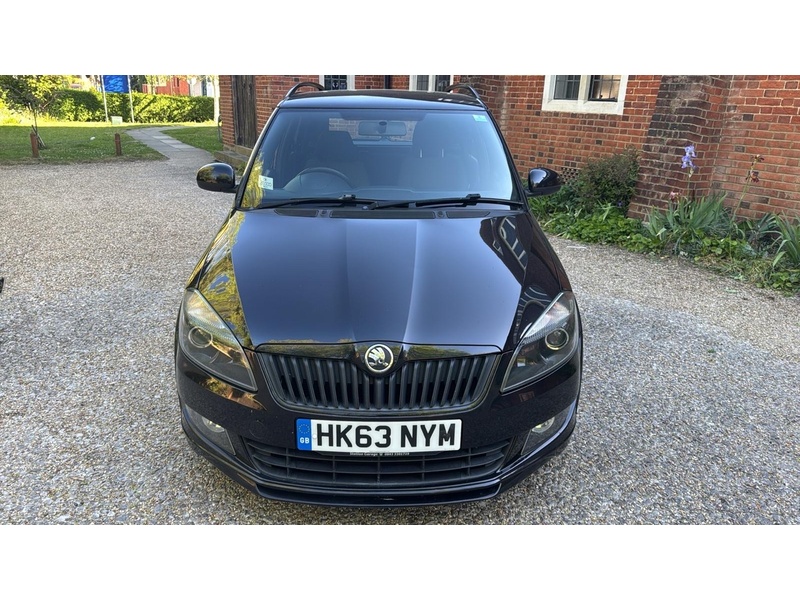 Skoda Fabia 1.6 TDI Monte Carlo Estate 5dr Diesel Manual Euro 5 (105 ps) - U10003904
