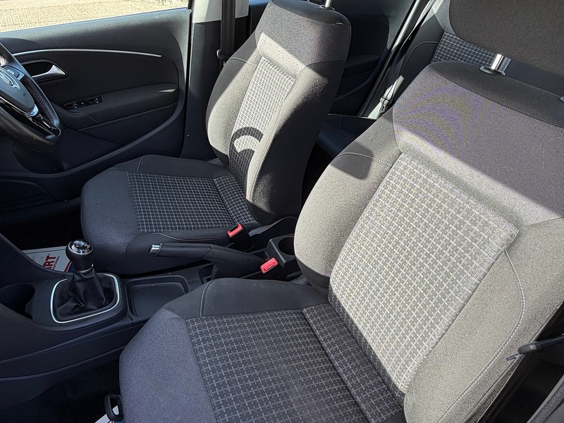 Volkswagen Polo 1.2 TSI BlueMotion Tech SE Hatchback 5dr Petrol Manual Euro 6 (s/s) (90 ps) - U10003907