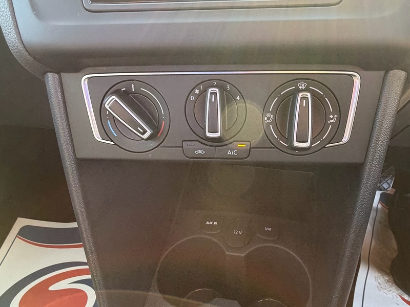 Volkswagen Polo 1.2 TSI BlueMotion Tech SE Hatchback 5dr Petrol Manual Euro 6 (s/s) (90 ps) - U10003907