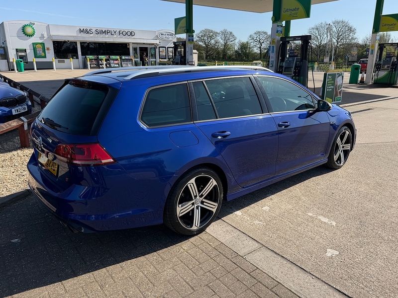 Volkswagen Golf 2.0 TSI BlueMotion Tech R Estate 5dr Petrol DSG 4MOTION Euro 6 (s/s) (300 ps) - U10003912
