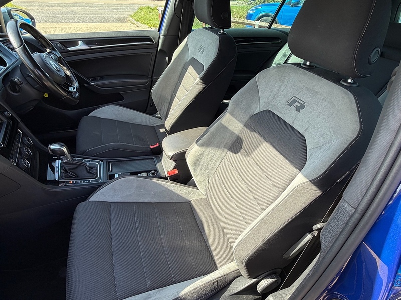 Volkswagen Golf 2.0 TSI BlueMotion Tech R Estate 5dr Petrol DSG 4MOTION Euro 6 (s/s) (300 ps) - U10003912