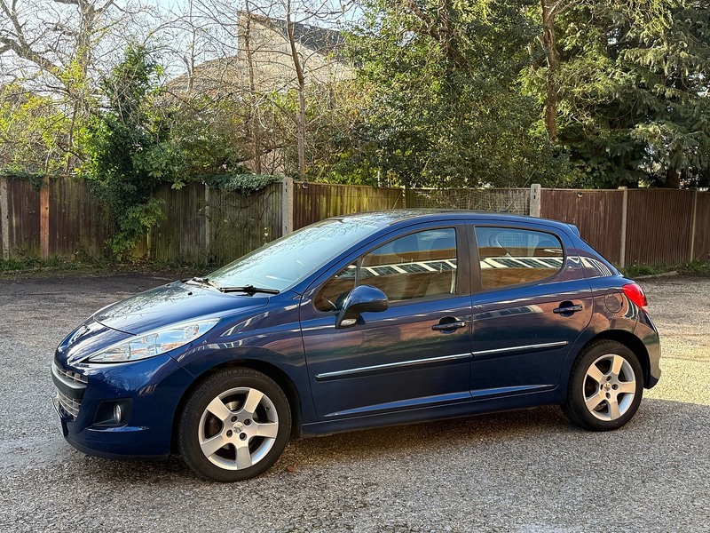 Peugeot 207 1.6 HDi Sport Hatchback 5dr Diesel Manual Euro 4 (90 ps) - U10003913