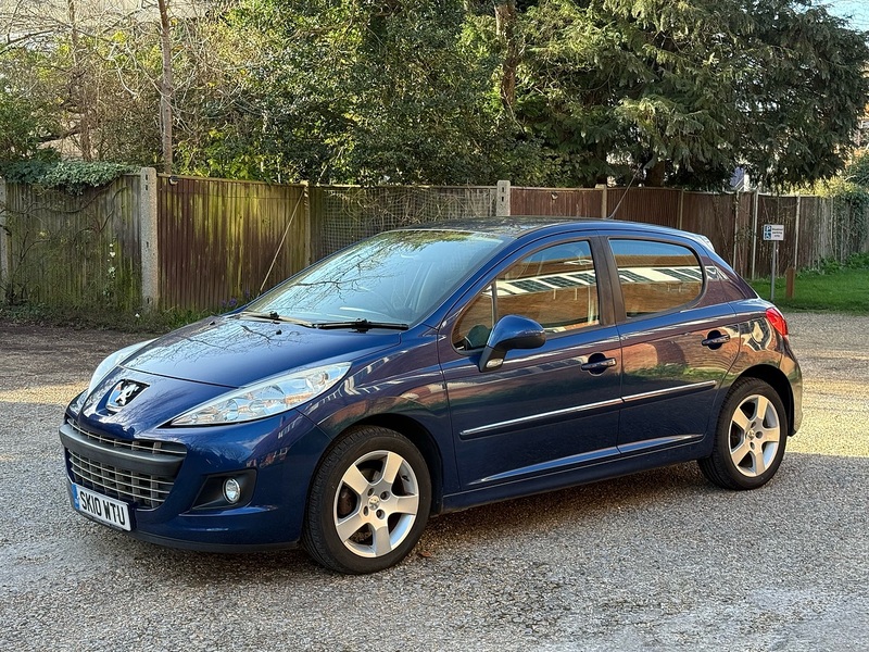 Peugeot 207 1.6 HDi Sport Hatchback 5dr Diesel Manual Euro 4 (90 ps) - U10003913