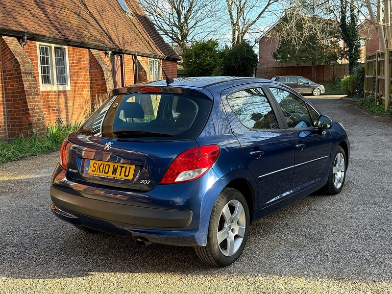 Peugeot 207 1.6 HDi Sport Hatchback 5dr Diesel Manual Euro 4 (90 ps) - U10003913