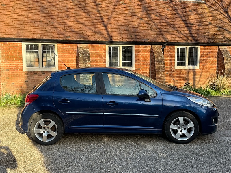 Peugeot 207 1.6 HDi Sport Hatchback 5dr Diesel Manual Euro 4 (90 ps) - U10003913