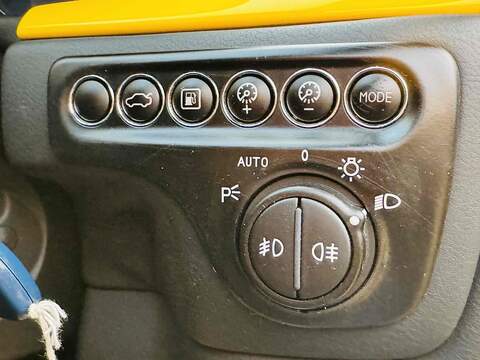 Maserati Granturismo 4.2 V8 Coupe 2dr Petrol Auto Euro 4 (405 ps) - U10003922