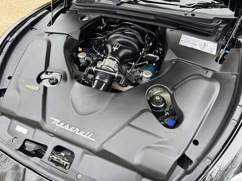 Maserati Granturismo 4.2 V8 Coupe 2dr Petrol Auto Euro 4 (405 ps) - U10003922