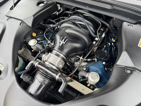 Maserati Granturismo 4.2 V8 Coupe 2dr Petrol Auto Euro 4 (405 ps) - U10003922