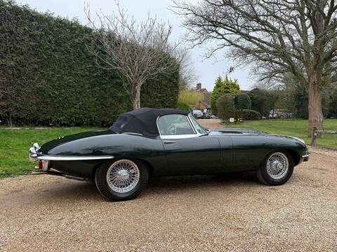 Jaguar E-Type E-Type  Convertible 0.0  Petrol - U10003927
