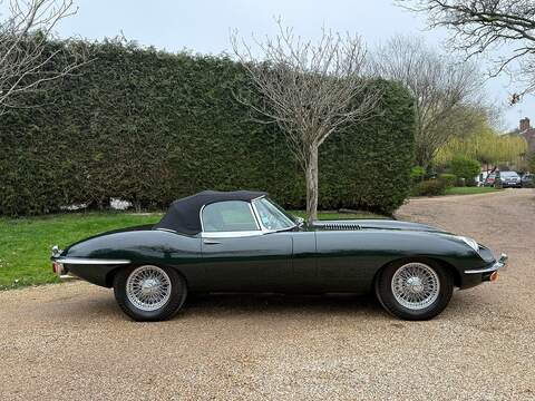 Jaguar E-Type E-Type  Convertible 0.0  Petrol - U10003927