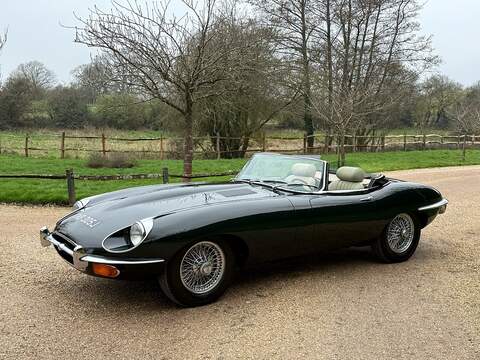 Jaguar E-Type E-Type  Convertible 0.0  Petrol - U10003927