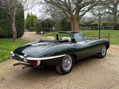 Jaguar E-Type E-Type  Convertible 0.0  Petrol - U10003927