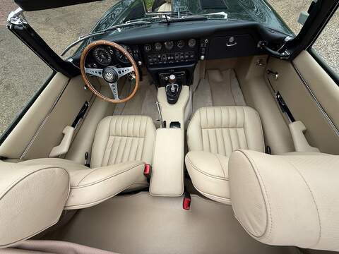 Jaguar E-Type E-Type  Convertible 0.0  Petrol - U10003927