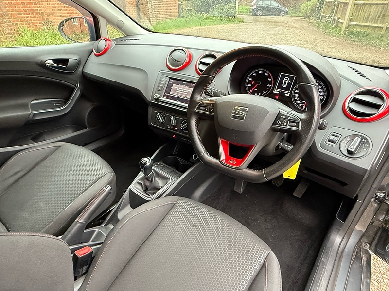 SEAT Ibiza 1.2 TSI FR Red Edition Sport Coupe Euro 6 3dr - U10003931
