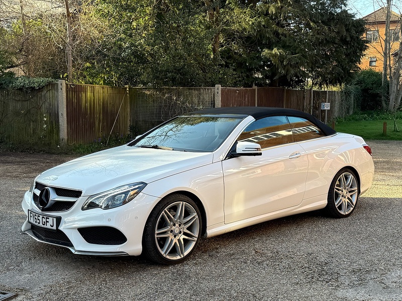 Mercedes-Benz E Class 2.1 E220 BlueTEC AMG Line (Premium) Cabriolet 2dr Diesel G-Tronic+ Euro 6 (s/s) (177 ps) - U10003932