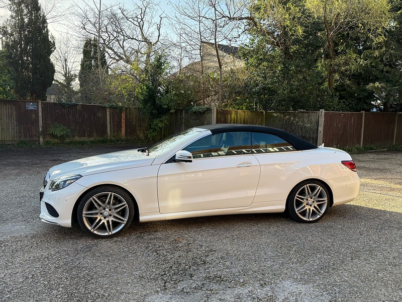 Mercedes-Benz E Class 2.1 E220 BlueTEC AMG Line (Premium) Cabriolet 2dr Diesel G-Tronic+ Euro 6 (s/s) (177 ps) - U10003932