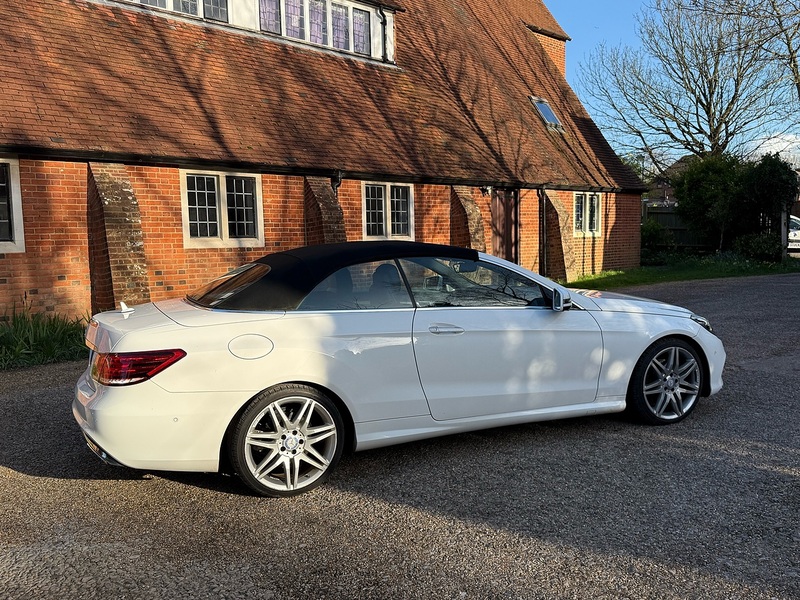 Mercedes-Benz E Class 2.1 E220 BlueTEC AMG Line (Premium) Cabriolet 2dr Diesel G-Tronic+ Euro 6 (s/s) (177 ps) - U10003932