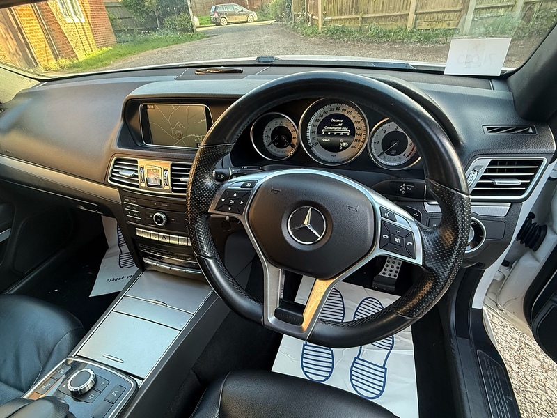 Mercedes-Benz E Class 2.1 E220 BlueTEC AMG Line (Premium) Cabriolet 2dr Diesel G-Tronic+ Euro 6 (s/s) (177 ps) - U10003932
