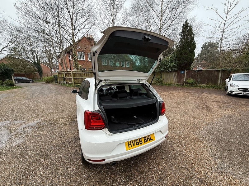 Volkswagen Polo 1.2 TSI BlueMotion Tech Match Hatchback 3dr Petrol Manual Euro 6 (s/s) (90 ps) - U10003939