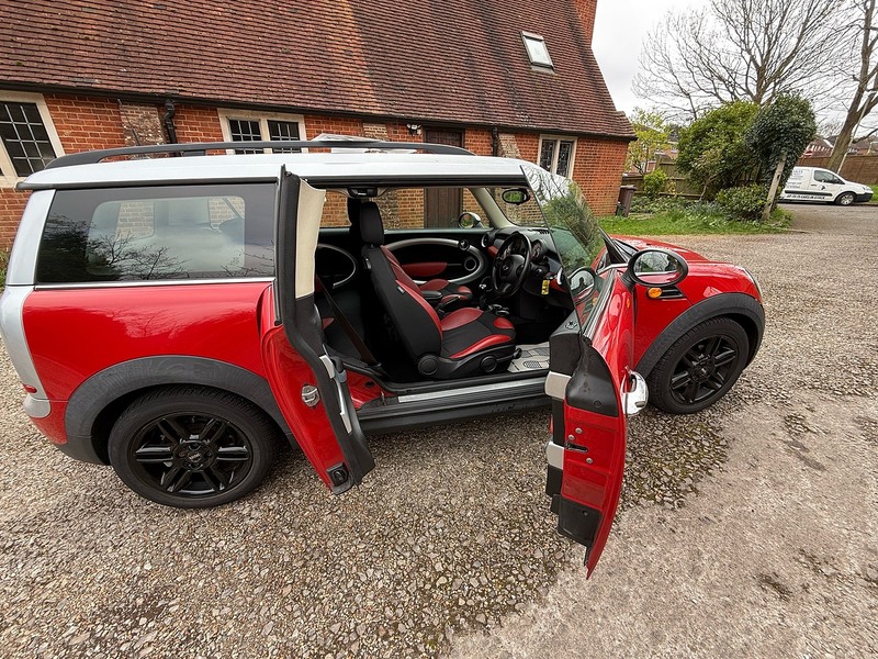 MINI Clubman 1.6 Cooper D Estate 5dr Diesel Manual Euro 5 (s/s) (112 ps) - U10003941
