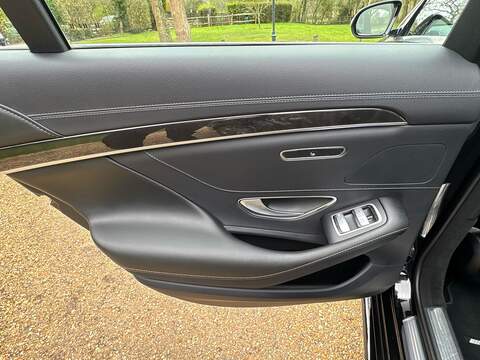 Mercedes-Benz S Class 3.0 S350d V6 AMG Line (Premium) Saloon 4dr Diesel G-Tronic+ Euro 6 (s/s) (258 ps) - U10003945