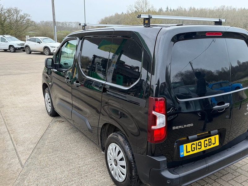 Citroen Berlingo 1.6 BlueHDi 650 Enterprise M Panel Van 5dr Diesel Manual SWB Euro 6 (75 ps) - U10003947