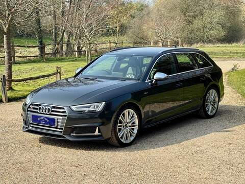 Audi S4 Avant 3.0 TFSI V6 Estate 5dr Petrol Tiptronic quattro Euro 6 (s/s) (354 ps) - U10003951