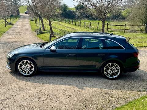 Audi S4 Avant 3.0 TFSI V6 Estate 5dr Petrol Tiptronic quattro Euro 6 (s/s) (354 ps) - U10003951