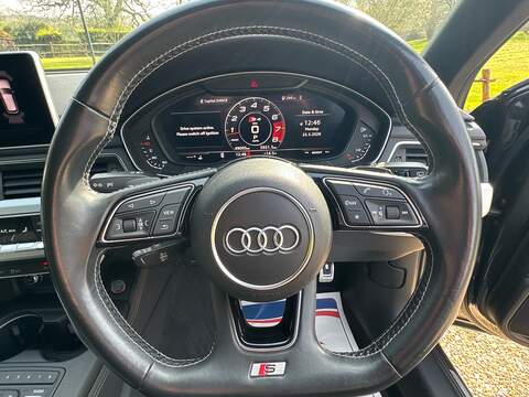Audi S4 Avant 3.0 TFSI V6 Estate 5dr Petrol Tiptronic quattro Euro 6 (s/s) (354 ps) - U10003951