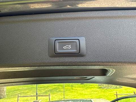 Audi S4 Avant 3.0 TFSI V6 Estate 5dr Petrol Tiptronic quattro Euro 6 (s/s) (354 ps) - U10003951