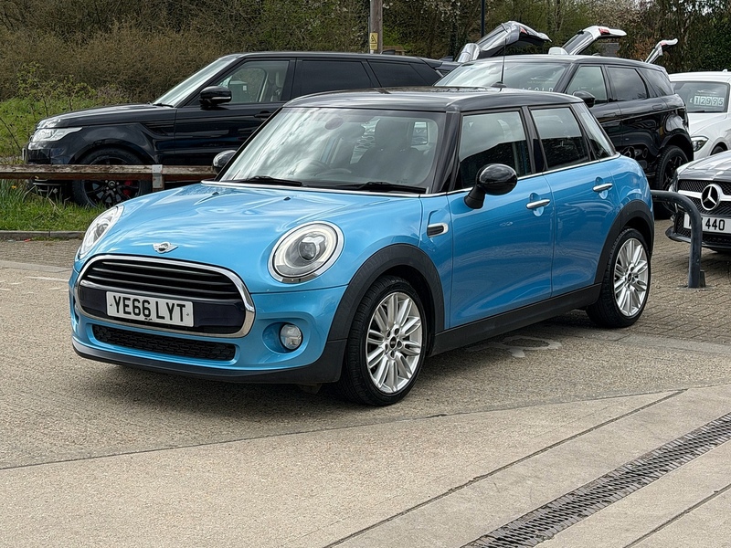 MINI Hatch 1.5 Cooper Hatchback 5dr Petrol Manual Euro 6 (s/s) (136 ps) - U10003952