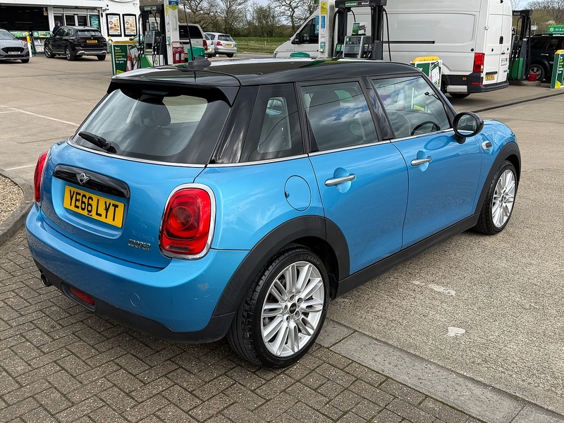 MINI Hatch 1.5 Cooper Hatchback 5dr Petrol Manual Euro 6 (s/s) (136 ps) - U10003952