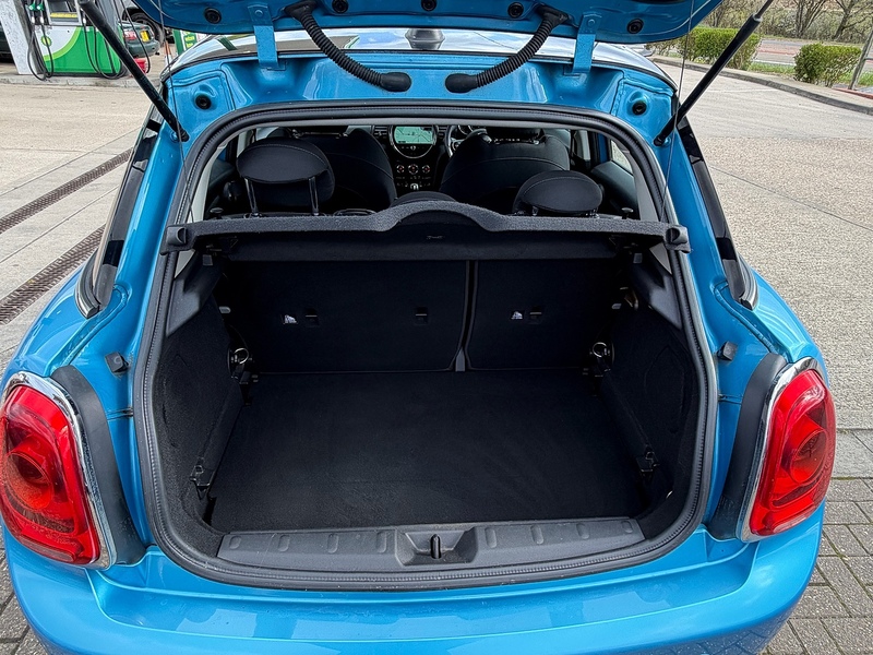 MINI Hatch 1.5 Cooper Hatchback 5dr Petrol Manual Euro 6 (s/s) (136 ps) - U10003952