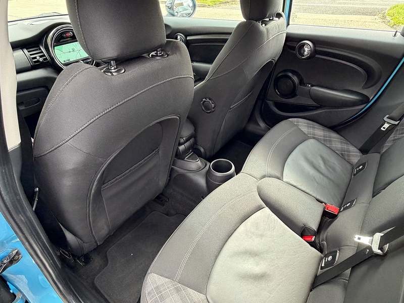 MINI Hatch 1.5 Cooper Hatchback 5dr Petrol Manual Euro 6 (s/s) (136 ps) - U10003952