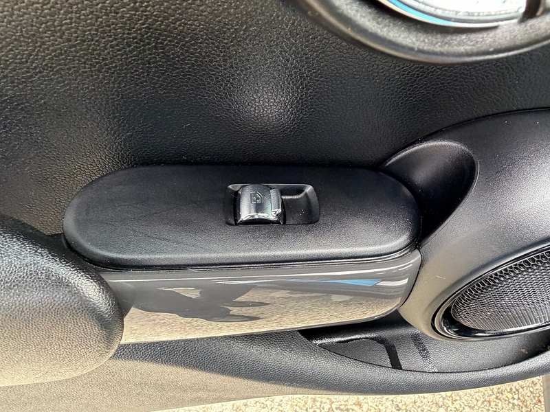 MINI Hatch 1.5 Cooper Hatchback 5dr Petrol Manual Euro 6 (s/s) (136 ps) - U10003952