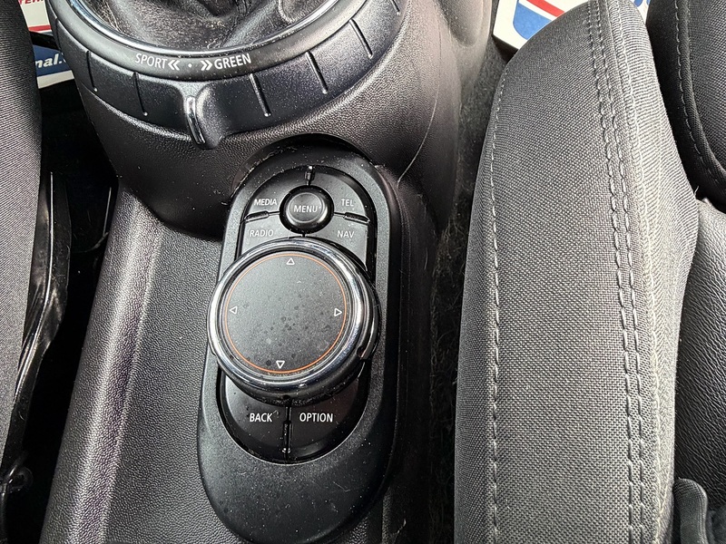 MINI Hatch 1.5 Cooper Hatchback 5dr Petrol Manual Euro 6 (s/s) (136 ps) - U10003952