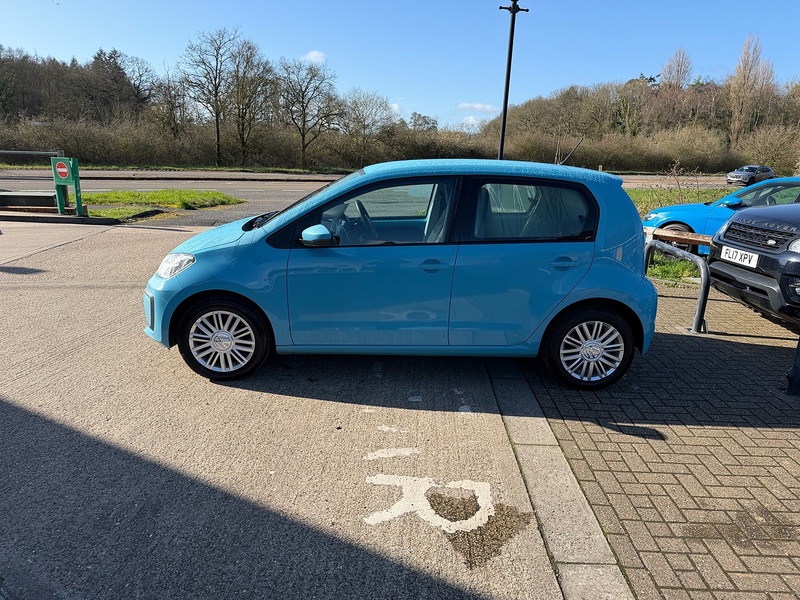 Volkswagen up! 1.0 Move up! Hatchback 5dr Petrol ASG Euro 6 (60 ps) - U10003953