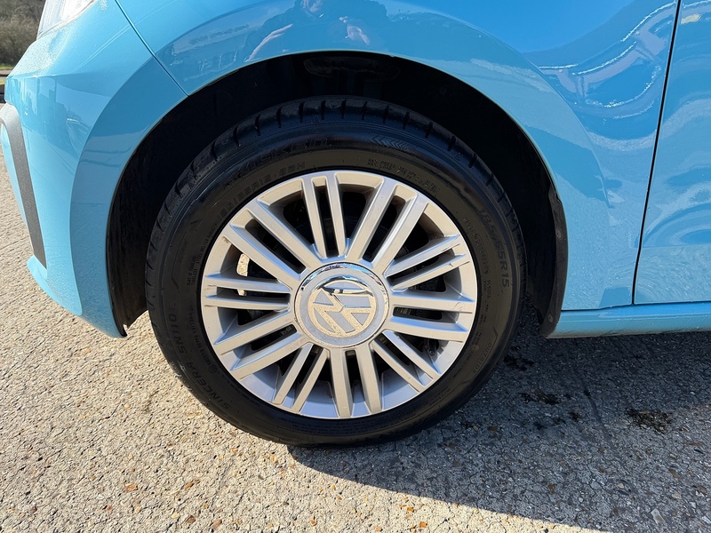 Volkswagen up! 1.0 Move up! Hatchback 5dr Petrol ASG Euro 6 (60 ps) - U10003953