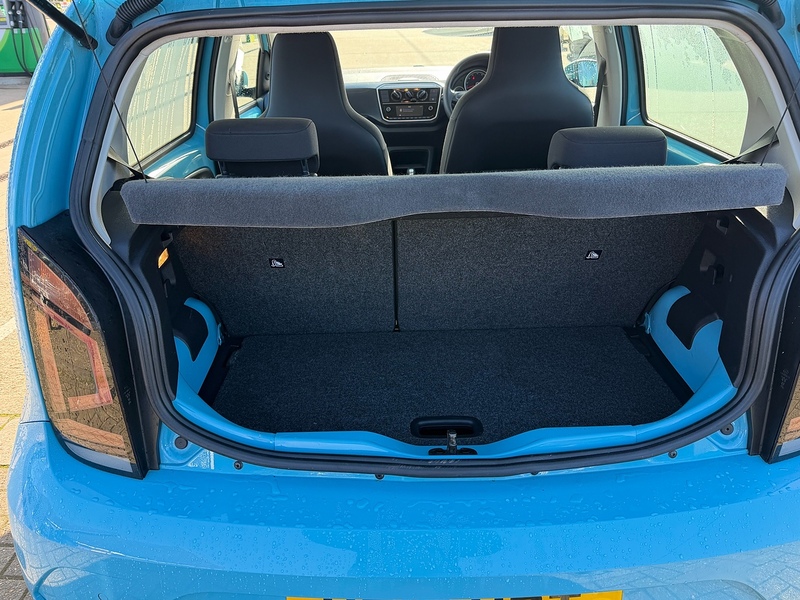 Volkswagen up! 1.0 Move up! Hatchback 5dr Petrol ASG Euro 6 (60 ps) - U10003953