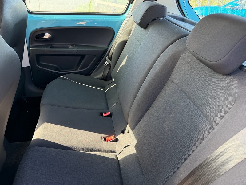 Volkswagen up! 1.0 Move up! Hatchback 5dr Petrol ASG Euro 6 (60 ps) - U10003953