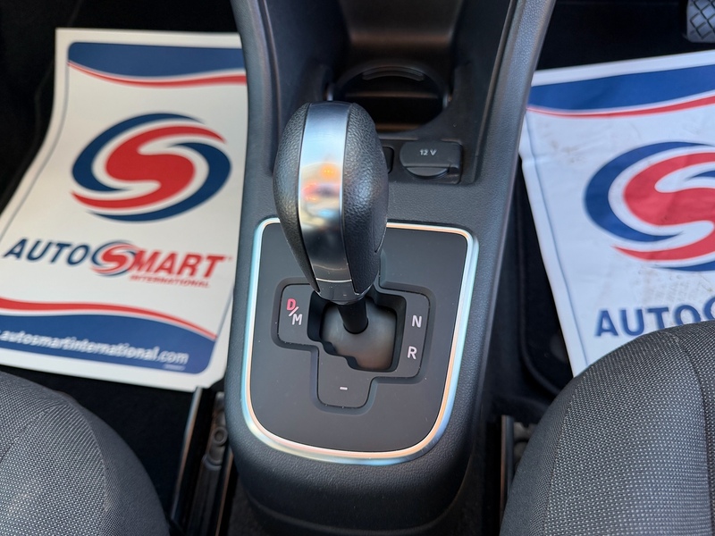 Volkswagen up! 1.0 Move up! Hatchback 5dr Petrol ASG Euro 6 (60 ps) - U10003953