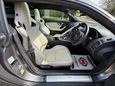 Jaguar F-Type 3.0 V6 S Coupe 2dr Petrol Auto Euro 6 (s/s) (380 ps) - U10003954