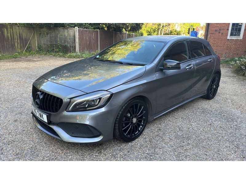 Mercedes-Benz A Class 2.1 A200d AMG Line (Premium) Hatchback 5dr Diesel 7G-DCT Euro 6 (s/s) (136 ps) - U10003956