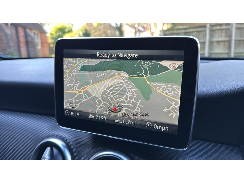 Mercedes-Benz A Class 2.1 A200d AMG Line (Premium) Hatchback 5dr Diesel 7G-DCT Euro 6 (s/s) (136 ps) - U10003956