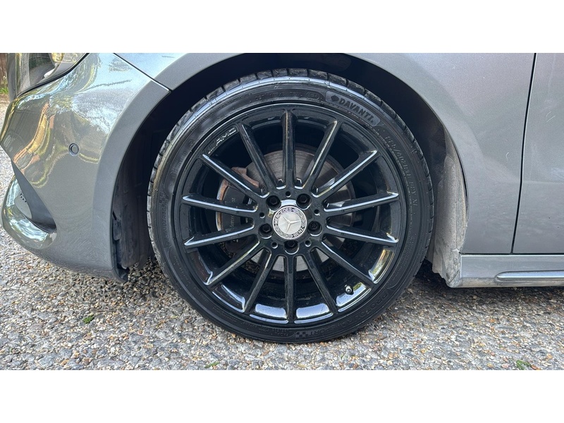 Mercedes-Benz A Class 2.1 A200d AMG Line (Premium) Hatchback 5dr Diesel 7G-DCT Euro 6 (s/s) (136 ps) - U10003956