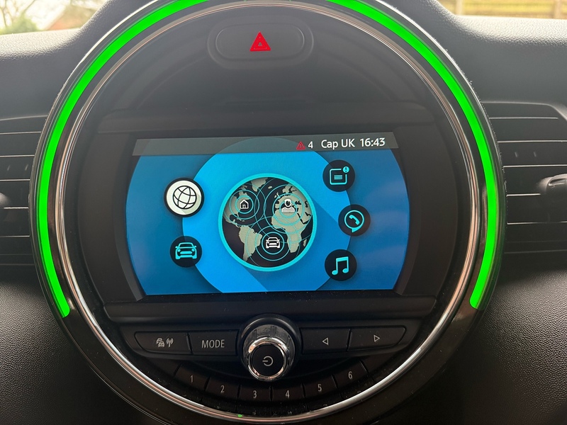 MINI Hatch 1.5 Cooper Classic Hatchback 3dr Petrol Manual Euro 6 (s/s) (136 ps) - U10003958